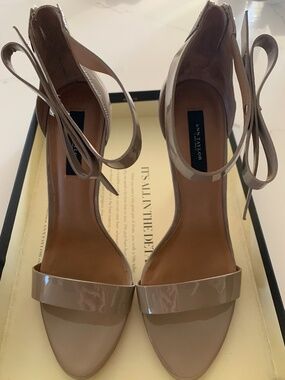 Ann Taylor Greta Bow Heel Sandal